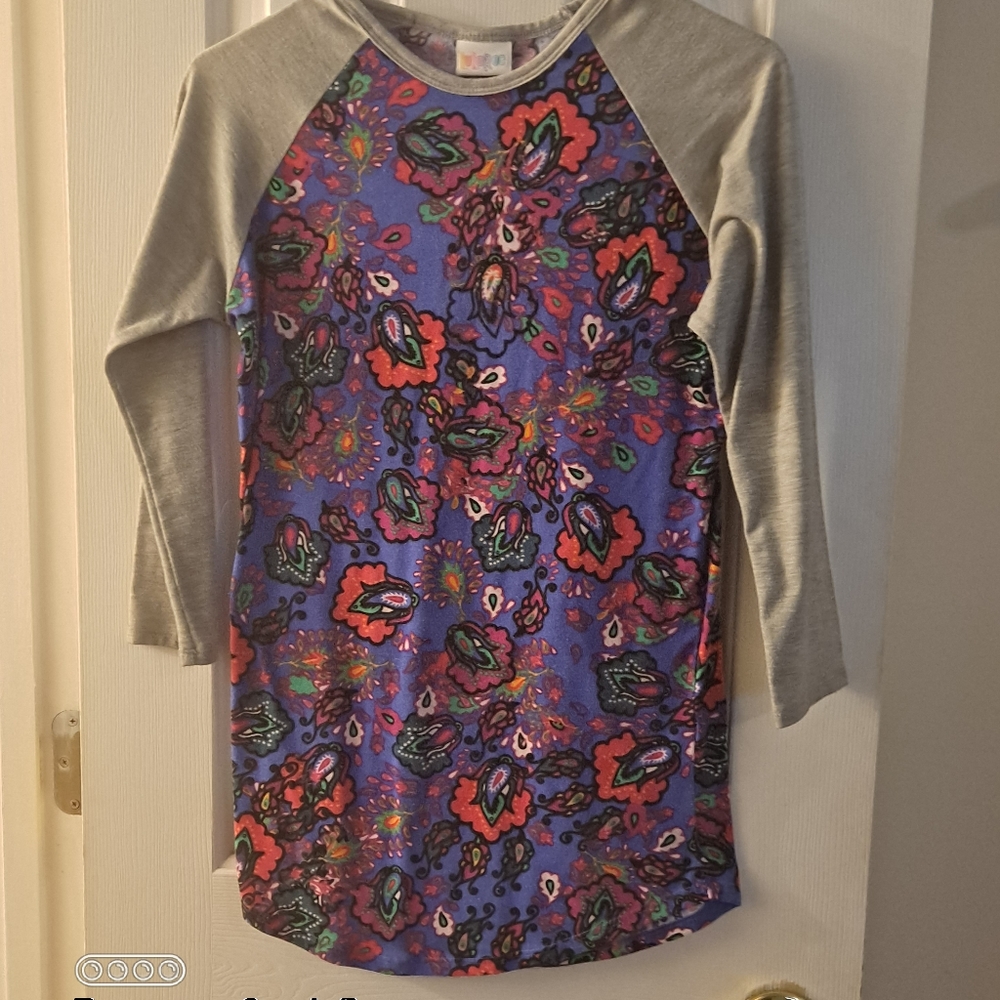 LulaRoe Randy Tee - Picture 2 of 2